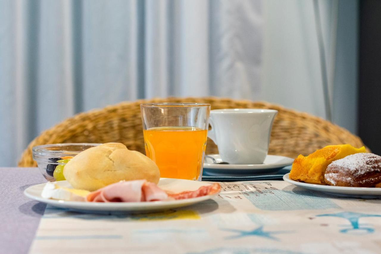 Hotel Villa Mare リッチョーネ エクステリア 写真