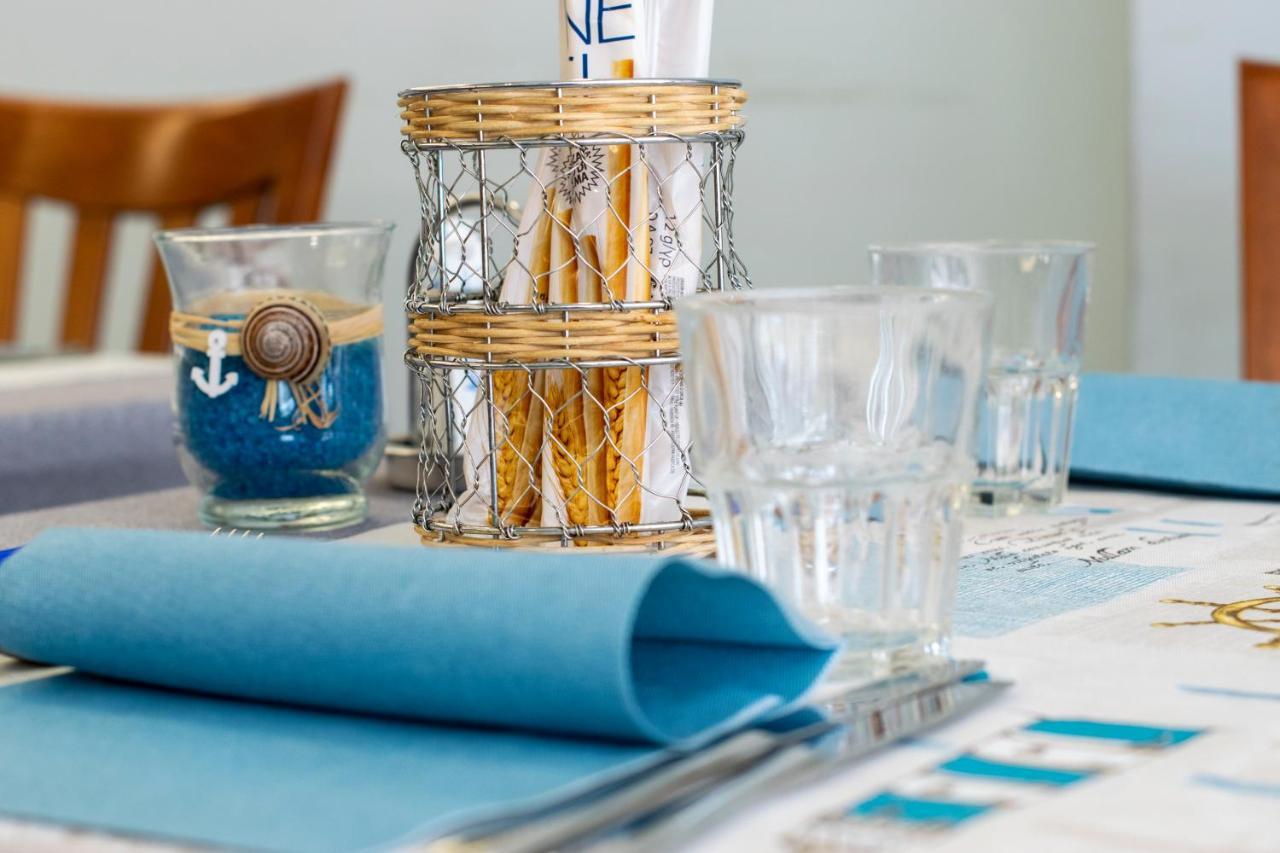 Hotel Villa Mare リッチョーネ エクステリア 写真